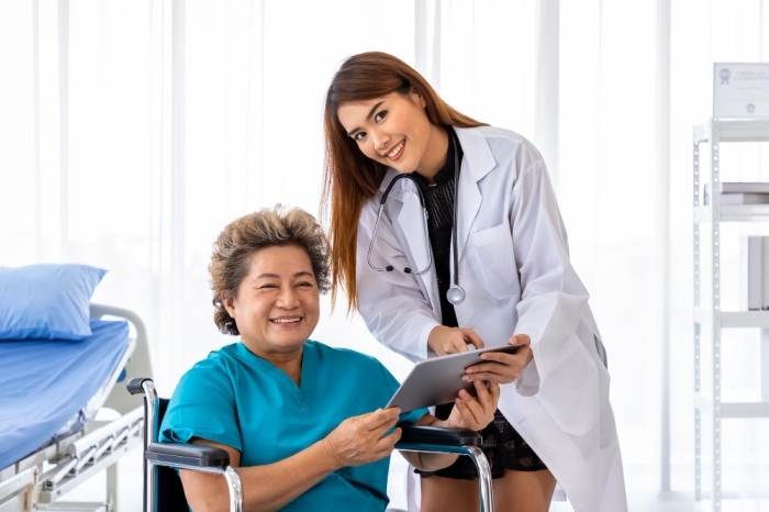 Patient Services Assistant vs Healthcare Support Worker